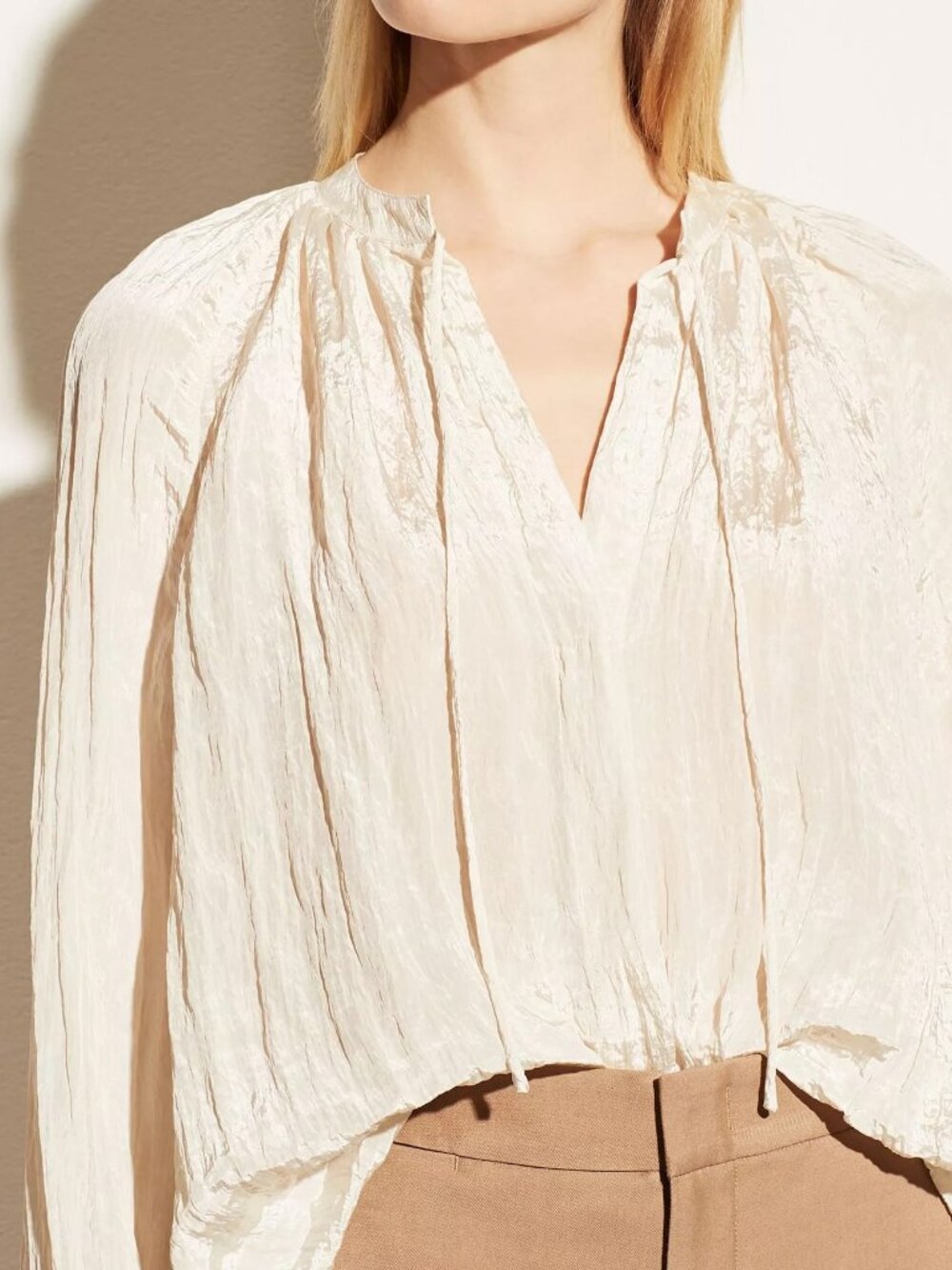 Vince Crinkled Tie-Neck Popover Blouse | Blue | Size L | Excellent Condition